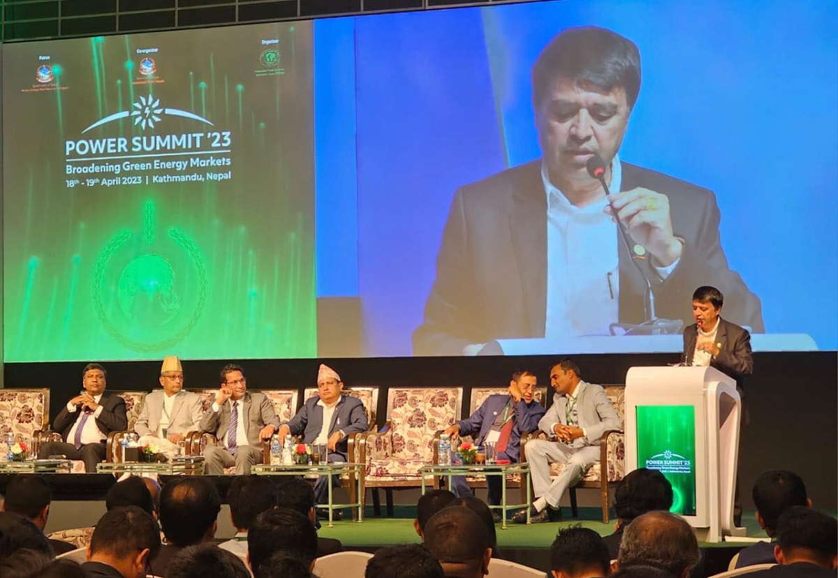 तस्बिरः रासस